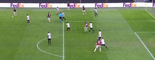 1616103531208009294.gif 6884.gif